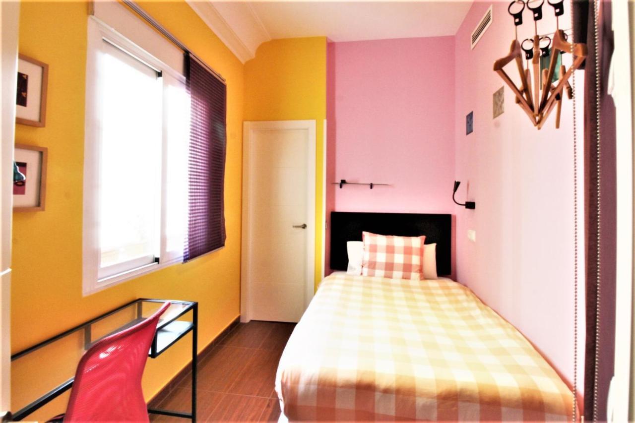Hostal Arco Iris Madryt Zewnętrze zdjęcie