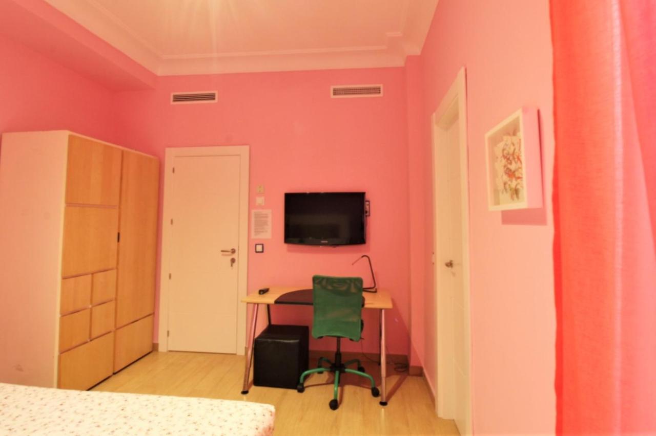 Hostal Arco Iris Madryt Zewnętrze zdjęcie