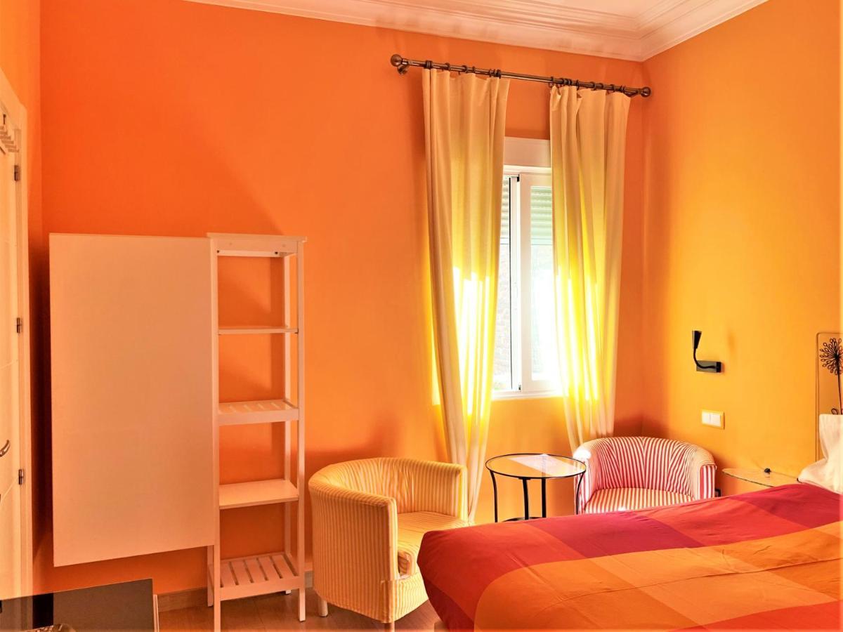 Hostal Arco Iris Madryt Zewnętrze zdjęcie