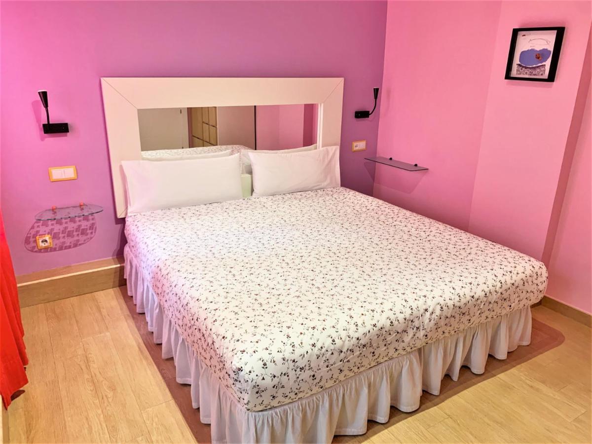 Hostal Arco Iris Madryt Zewnętrze zdjęcie