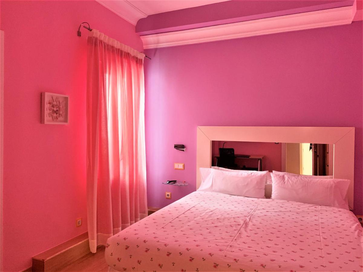 Hostal Arco Iris Madryt Zewnętrze zdjęcie