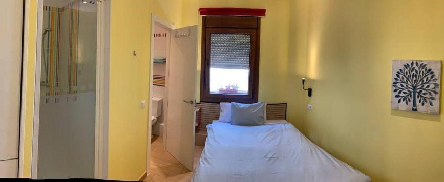 Hostal Arco Iris Madryt Zewnętrze zdjęcie