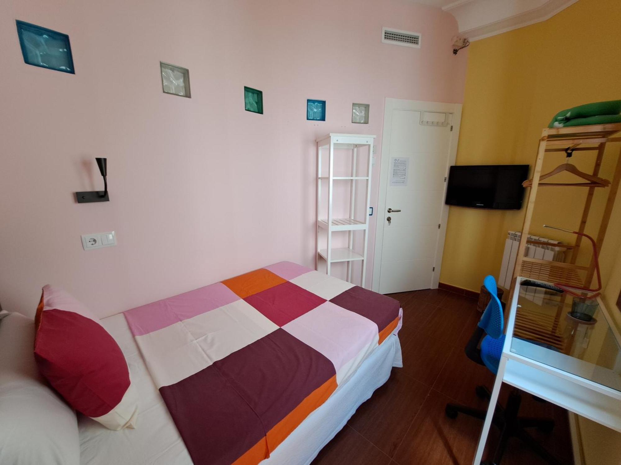 Hostal Arco Iris Madryt Zewnętrze zdjęcie