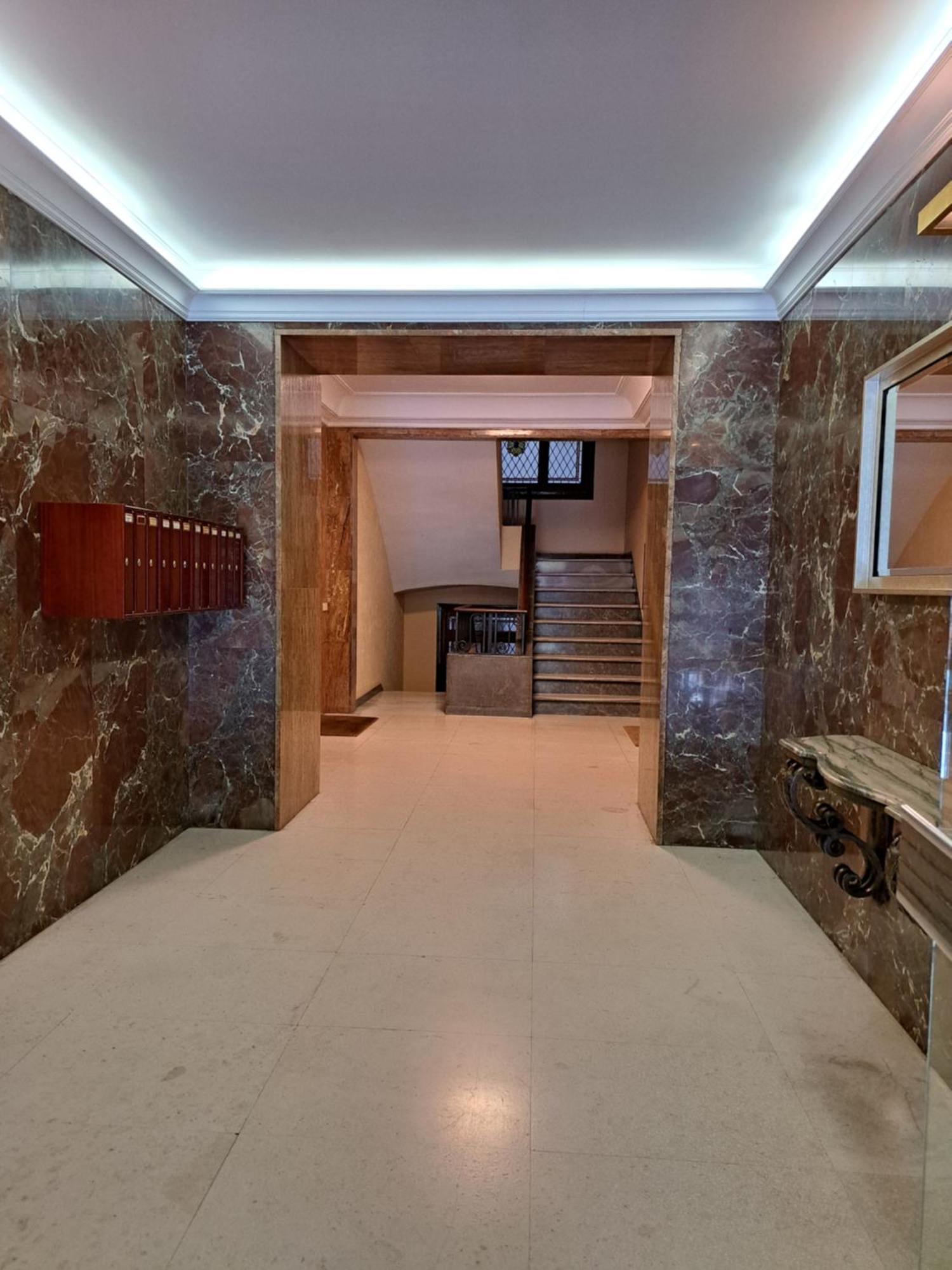 Hostal Arco Iris Madryt Zewnętrze zdjęcie