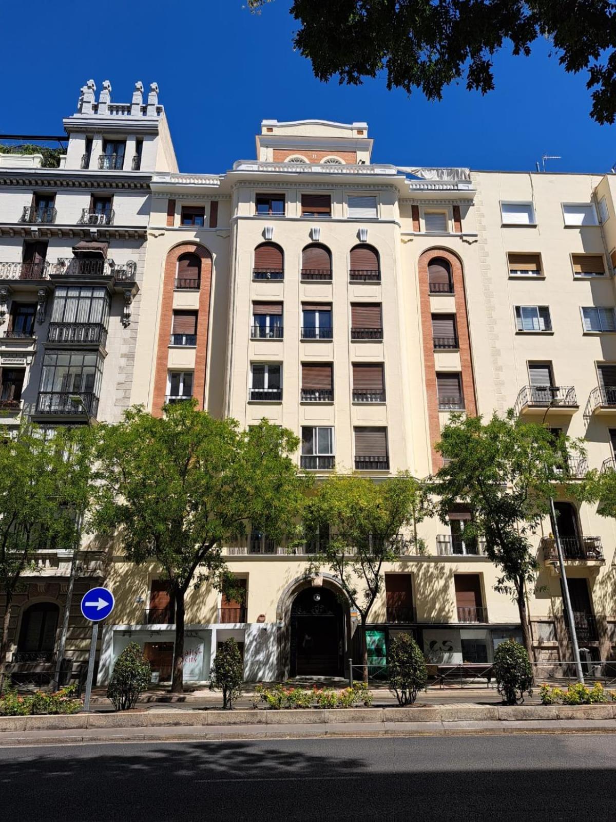 Hostal Arco Iris Madryt Zewnętrze zdjęcie